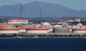 Vista de la refinería de Cepsa en San Roque, cerca de Algeciras (Cádiz).