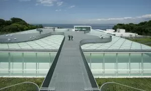 Imagen del Museo Yokosuka de Arte del arquitecto japonés Riken Yamamoto.