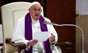 El papa Francisco preside un acto en la parroquia romana de San Pío V, en Roma (Italia), el 8 de marzo de 2024.