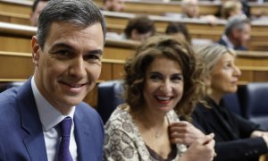 13/3/24 - El presidente del Gobierno, Pedro Sánchez, junto a la vicepresidenta y ministra de Hacienda, María Jesús Montero, durante la sesión de control al Gobierno celebrada este miércoles en el Congreso.