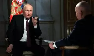 El actual presidente ruso Vladimir Putin concede una entrevista a Rossiya Segodnya antes de las elecciones presidenciales.