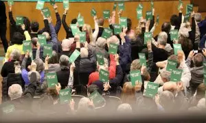 16/03/2024 - Socis de l'ANC votant en l'assemblea general de l'entitat d'aquest dissabte.