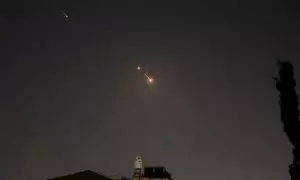 Drones y misiles en el cielo de Jerusalén durante el ataque iraní a Israel, a 14 de abril de 2024