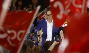 El candidato del PSC a las elecciones catalanas, Salvador Illa, durante el acto del PSC de inicio de campaña, a 25 de abril de 2024, en Barcelona.