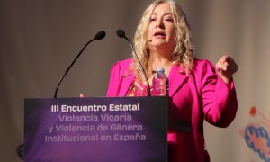 La jueza Isabel Giménez, durante su intervención en el reciente III Encuentro Estatal sobre Violencia Vicaria y Violencia de Género Institucional, en Barcelona— Fátima Vizuete Montero