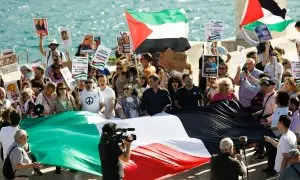 La manifestación para que el buque Borkum no amarre en el puerto de Cartagena, a 16 de mayo de 2024, en Cartagena.