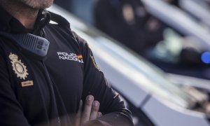 Un uniforme de un Agente de la Policía Nacional en València en una imagen de Archivo.