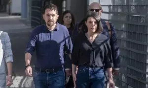 El exvicepresidente del Gobierno Pablo Iglesias, y la candidata de Podemos a las elecciones europeas, Irene Montero, a su llegada para declarar en el Juzgado de lo Penal nº 14 de Madrid, a 27 de mayo de 2024, en Madrid (España).