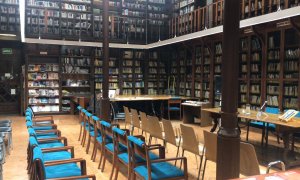 Interior de la biblioteca de Cort en Palma, el espacio que el Ayuntamiento ha denegado para el acto de Ciutadans per Palestina.