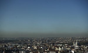 Imagen de archivo de la boina de contaminación de Madrid.