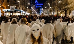 Cientos de personas durante la manifestación convocada por el Día Internacional de la Mujer