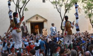 Arribada de la processó a l'església de Sant Pere Apòstol, a la Festa el Quadre de Torredembarra