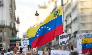 19/08/2024 Decenas de personas durante una nueva protesta contra el Gobierno venezolano de Nicolás Maduro. Foto de archivo.