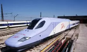 Imagen de archivo de una unidad del Talgo 350. EFE/MG