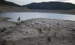 28 de abril de 2023. El embalse de Rialb, en Lleida (Catalunya) cerrado a causa de la sequía, a 28 de abril de 2023.