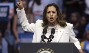 La vicepresidenta estadounidense y candidata presidencial demócrata Kamala Harris habla durante un mitin de campaña en el Enmarket Arena de Savannah, a 29 de agosto.