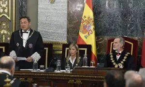 El fiscal general del Estado Álvaro García, el rey Felipe y la presidenta del CGPJ Isabel Perelló en el Tribunal Supremo durante el acto de apertura del año judicial.