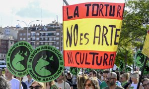 El Partido Animalista Con el Medio Ambiente (Pacma) ha reunido este sábado a cientos de personas en Las Ventas de Madrid para pedir la abolición de la tauromaquia, a 21 de septiembre de 2024.