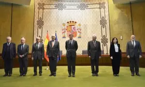 Los presidentes eméritos del Tribunal Constitucional, con Pedro González-Trevijano, en el centro de la imagen, el 7 de marzo de 2022