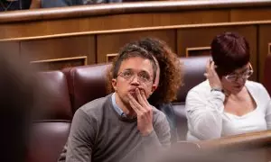 El diputado de Sumar y líder de Más País, Iñigo Errejón, durante una sesión plenaria, en el Congreso de los Diputados, a 10 de octubre de 2024, en Madrid.