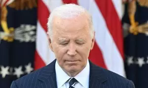 El presidente estadounidense Joe Biden se dirige a la nación desde el jardín de rosas de la Casa Blanca en Washington, DC, a 7 de noviembre de 2024.