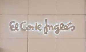 El logo de El Corte Inglés en uno de sus grandes almacenes.