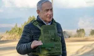 El primer ministro israelí, Benjamin Netanyahu, habla durante su gira por la frontera libanesa.