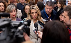 La vicepresidenta segunda y ministra de Trabajo, Yolanda Díaz. ofrece declaraciones a los medios tras un pleno en el Congreso de los Diputados.