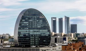 Fachada del edificio ‘La Vela’, en la ciudad del BBVA, la sede corporativa del banco en la zona norte de Madrid. E.P./Ricardo Rubio / Europa Press