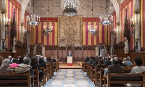 L'alcalde de Barcelona, Jaume Collboni, en l'acte organitzat per la Sindicatura de Greuges de la ciutat per demanar perdó a les víctimes de violència sexual a l'Escola Barcelona.