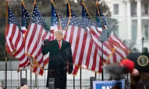 El presidente de EEUU, Donald Trump, cerca de la Casa Blanca el 6 de enero de 2021, en Washington, DC.