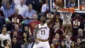 Los Cavaliers resucitan de la mano del mejor LeBron James y barren a los Warriors en Cleveland