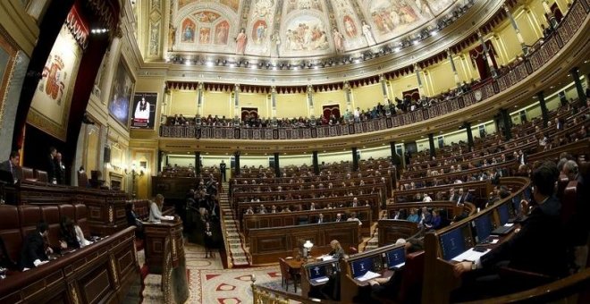 Tímido paso del Congreso para conciliar: los plenos se adelantan a las tres de la tarde