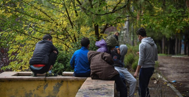 El Gobierno revisará la atención a menores extranjeros ante la masificación de los centros de acogida