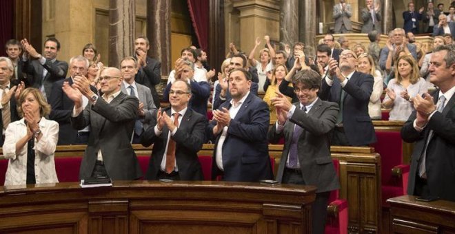 El Parlament aprueba la 'Carta Magna' provisional de la República catalana