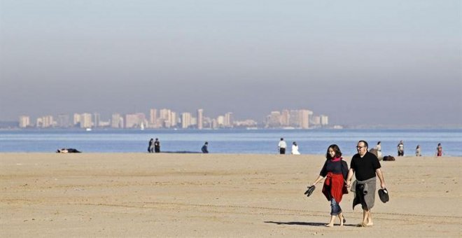 Las temperaturas suben en casi toda España tras el fin de 'Hugo', pero una decena de provincias seguirán en riesgo