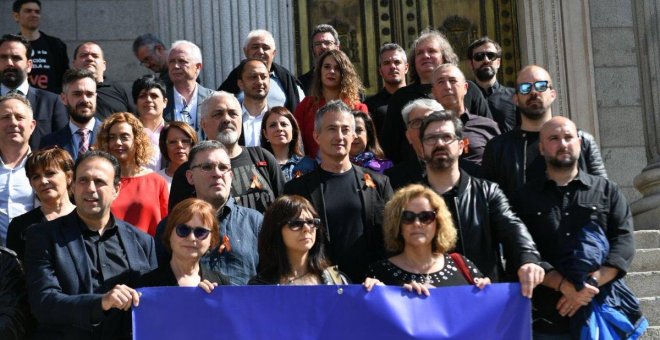 Todos los grupos parlamentarios arropan a los trabajadores de RTVE, menos el PP