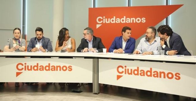 Cs lleva a su Escuela de Verano a Escohotado, Savater y representantes de los partidos de Macron y Renzi