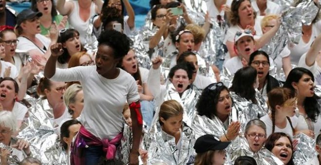 La actriz Susan Sarandon, entre los más de 500 detenidas por protestar contra la política migratoria de "tolerancia cero" de Trump