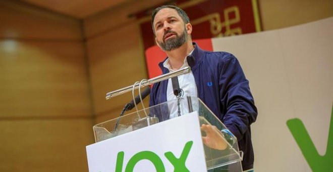 Abascal se reafirma en la tenencia de armas: "Los españoles deben poder defenderse"