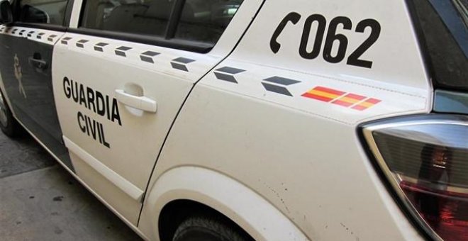 Detienen a un hombre acusado de violar a una mujer tras golpearla y amenazarla con una botella en 2017