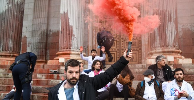 Los detenidos por protestar contra la crisis climática: "¿Mandarnos a la brigada antiterrorista? Nos parece surrealista"