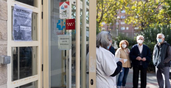 La ciudadanía le pone un 'muy deficiente' a la gestión sanitaria de gobiernos y partidos tras la pandemia