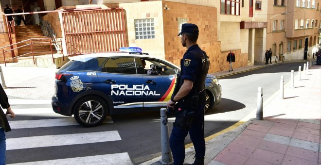 Investigan una denuncia de agresión sexual y acoso a una menor en los baños de un instituto de Madrid