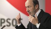 Rubalcaba censura a Bruselas que critique su plan sin haberlo leido