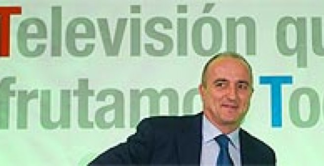 "Procedemos a apagar la televisión analógica"