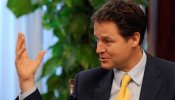 Clegg quiere establecer un impuesto sobre los banqueros