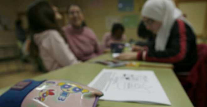 La niña sancionada por usar velo pide ir a otra escuela