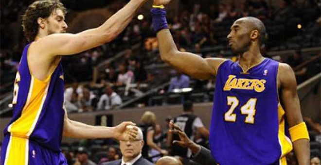 Los Lakers demuestran quiénes son los campeones