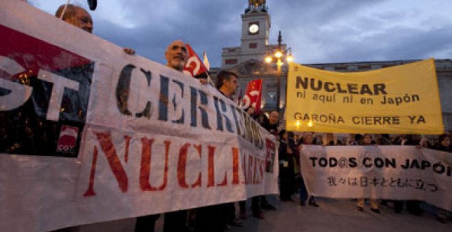 "¡Nucleares no, ni aquí ni en Japón!"